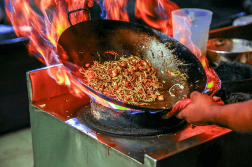 Plats asiatiques préparés à emporter en Charente